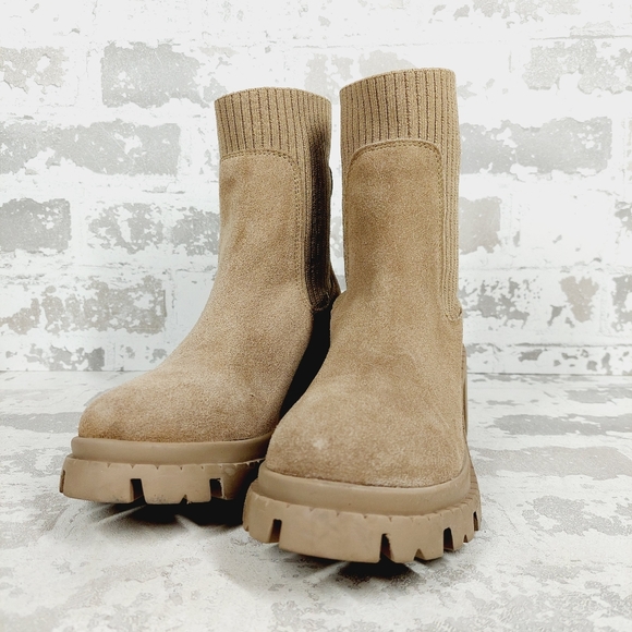 NEW Steve Madden Shoes Hayle Sand Suede Heeled Ankle Chelsea Boots i107 - Picture 2 of 10